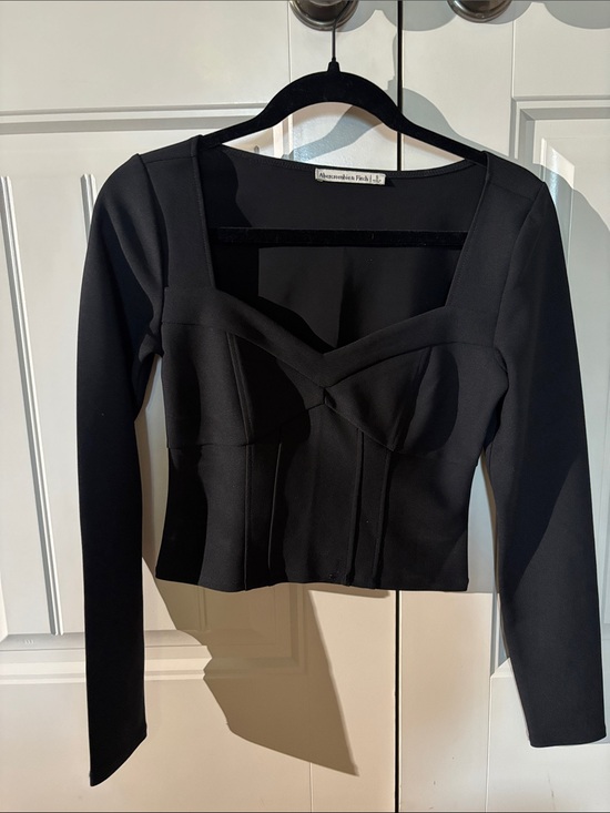 Abercrombie & Fitch Tops - Abercrombie & Fitch Black Long-Sleeve Bustier Crop Top